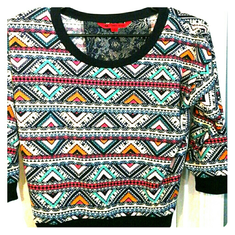 Hot kiss sweater